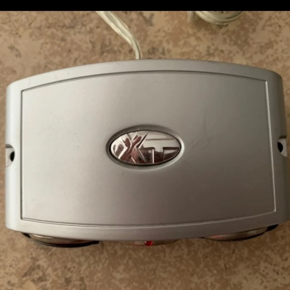 XT Car Charger,3-Sockets Cigarette Light